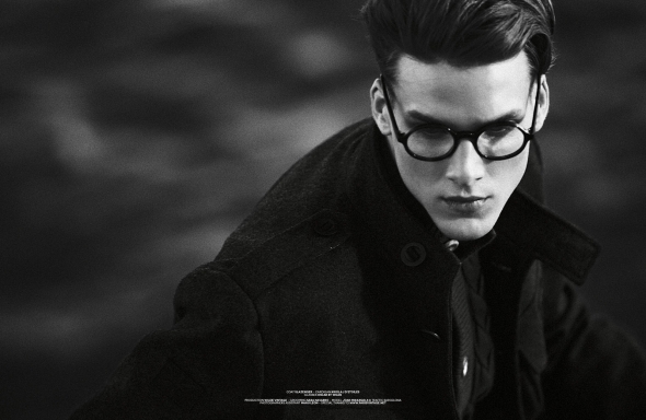 Coat Slazenger - Cardigan Nikolaj D’Etoiles - Glasses OSCAR by Wilde